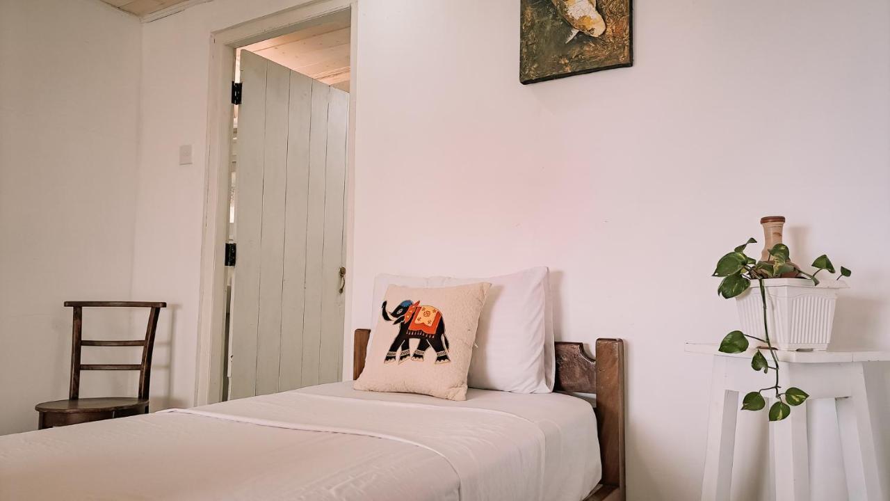Welikande Yoga Retreats Hotell Digana Exteriör bild